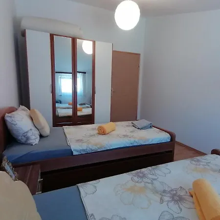 Apartment Ivana *